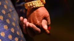 ప్రలోభ పెట్టారు..  జైలు పాలయ్యారు..