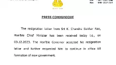 సీఎం పదవికి రాజీనామా చేసిన కేసీఆర్
