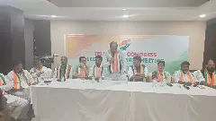 కాసేపట్లో రాజ్ భవన్ కు కాంగ్రెస్ ఎమ్మెల్యేలు