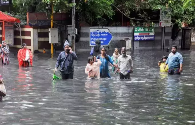 చెన్నై.. చిన్నాభిన్నం