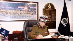 ఈ మహిళా ఐపీఎస్ ఆఫీసర్ అక్కడా ఫస్టే.. ఇక్కడా ఫస్టే..