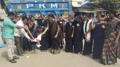 ఆంధ్ర ప్రదేశ్ అంగన్ వాడీ కార్యకర్తల మీద ఎస్మా ప్రయోగం