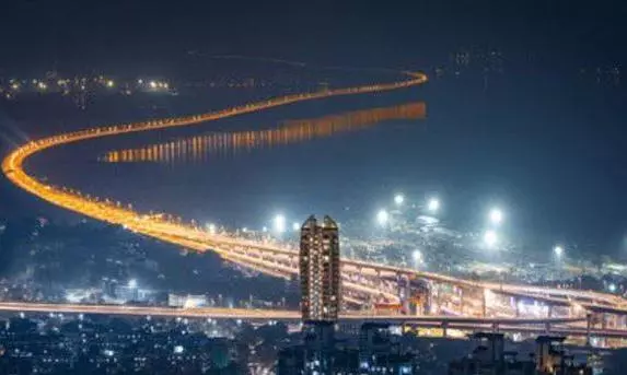 దేశంలో పొడవైన సముద్రపు వంతెన ఇదే!  2 గంటల జర్నీ 20 నిమిషాల్లో...