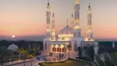 అదిగదిగో మొహమ్మద్‌ బిన్‌ అబ్దుల్లా మసీదు!