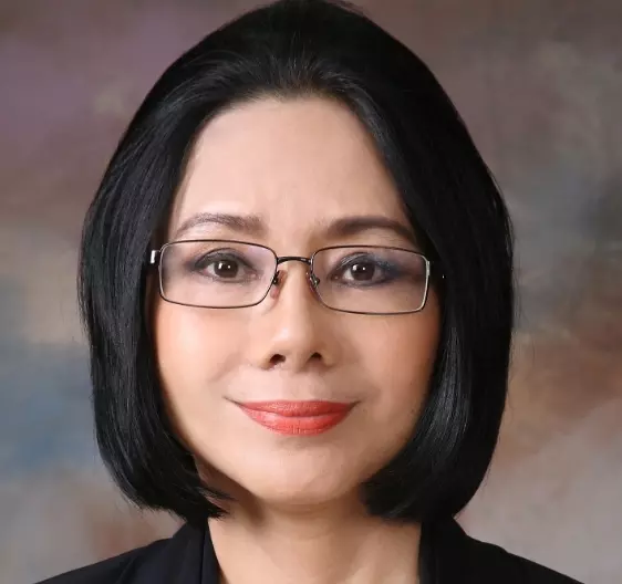 బాలి చేనేత సదస్సుకు వస్తున్న ఇండోనేషియా మేటి డిజైనర్