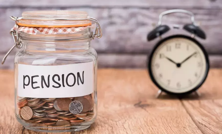 భర్తకు కాకుండా పింఛన్‌ సంతానానికి వచ్చేలా చేయొచ్చు..