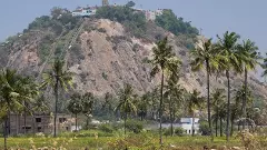 ‘పళని’ ఆలయ ప్రవేశంపై ముదురుతున్న వివాదం