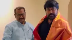 నోరు జారా, నన్ను క్షమించండి!  చిరంజీవి ముందు మోకరిల్లిన చిన్నికృష్ణ!!