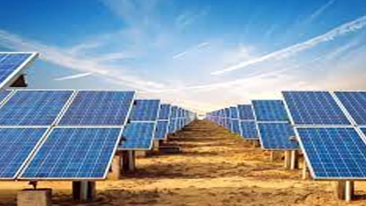 ‘కుసుమ్’ను వినియోగించుకోని ఏపీ సర్కారు ‘కుసుమ్’ను వినియోగించుకోని ఏపీ సర్కారు