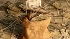 ఎన్నికల వేళ పట్టుబడిన నగదు, బంగారం విలువ అన్ని కోట్ల..