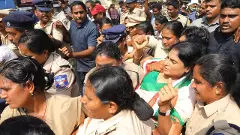 జగన్‌ ప్రభుత్వాన్ని గడగడలాడిస్తున్న షర్మిల