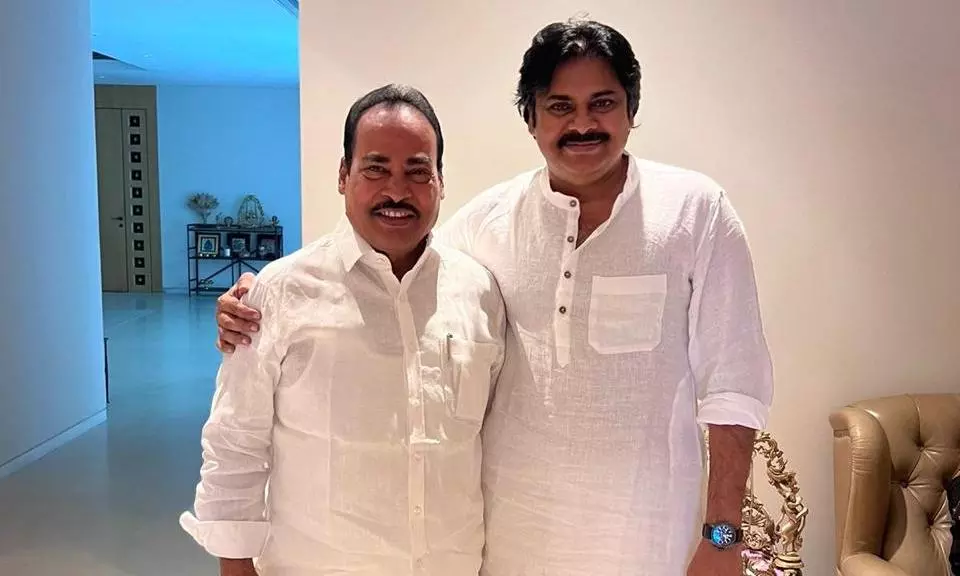 చిత్తూరులో జగన్ చేసిందొకటి, రియాక్షన్లు రెండు