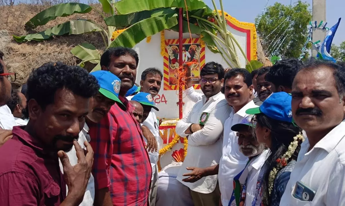 కుప్పం వైసీపీ అభ్యర్థికి వీరప్పన్ కష్టాలు!