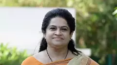 బీజేపీలోకి కేర‌ళ మాజీ సీఎం కూతురు.. కారణం అదేనా?