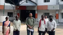 కూలి కోసం పార్లమెంటు ముందు ప్రాణాలు తీసుకుంటారా?