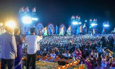 రెచ్చిపోయిన రేవంత్... జై కొట్టిన ఆంధ్రా జనం!