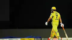 చెన్నై అభిమానులకు షాక్ ఇచ్చిన ధోని