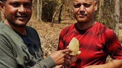 తెలంగాణలో మరోసారి బయటపడ్డ పాతరాతియుగం గొడ్డలి