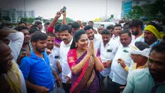 బాపట్ల సీటు ఆశించి భంగపడిన ఉండవల్లి శ్రీదేవి