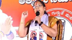 ఒక్కరేనా వీర మహిళ!