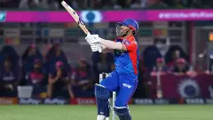 మేము బ్యాటింగ్, బౌలింగ్ లో మెరుగవ్వాలి: వార్నర్