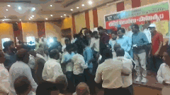 ఏబీవీపీ, ఆర్ఎస్ఎస్ వాళ్ల దాడి.. సదస్సు జరుగుతుండగా..