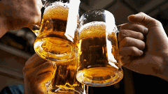 వేసవిలో చల్లటి లైట్ బీరు లేదాయె...మందుబాబుల ఆందోళన