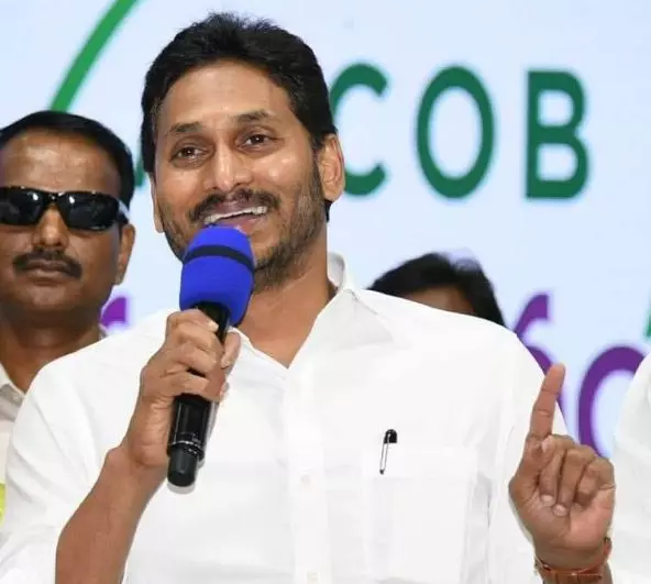 జనం పట్టించుకోవడం లేదు.. జగన్ పట్టించుకోవడం లేదు