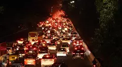 ఈ రూట్లలో వెళ్లేవారికి అలర్ట్.. ఈరోజు, రేపు ట్రాఫిక్ ఆంక్షలు