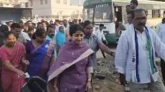 కీర్తించిన గొంతుకలే ప్రశ్నిస్తున్నాయ్.. ఇదీ పులివెందుల భారతం..