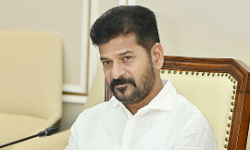 రేవంత్ రెడ్డిపై ఈసీకి ఫిర్యాదు రేవంత్ రెడ్డిపై ఈసీకి ఫిర్యాదు