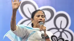 మమతను, అభిషేక్‌ను చంపేస్తామని పోస్టర్..