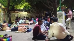 తిరుమలలో దళారుల రాజ్యం...ఉచిత టికెట్ ఖరీదు రూ. 500..