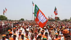 కర్ణాటకలో ఆధిక్యత కోసం కాంగ్రెస్‌, బీజేపీ ఎలా పోరాడాయి?