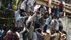 ‘కార్పొరేట్ విద్యాసంస్థల ఫీజులను నియంత్రించాలి’