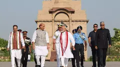 ప్రమాణ స్వీకారానికి ముందు మోదీని కలిసిన పార్టీ సీనియర్ నేతలు