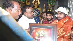 మొక్కులు తీర్చుకుంటున్న పవన్..