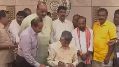 ఐదు ఫైళ్లపై సంతకాలు.. ఆచి తూచి అడుగేసిన చంద్రబాబు