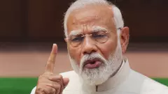 రాజ్యాంగాన్ని రద్దు చేసిన వారు, ఇప్పుడు ప్రేమను ఒలకబోస్తున్నారు: మోదీ