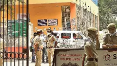 శవశాల అతని రెండో ఇల్లు,అయినా చావెపుడూ సలీమ్‌ని భయపెట్టలేదు...