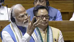 విపక్షాల నిరసనల ముందు మూగబోయిన  ప్రధాని స్వరం