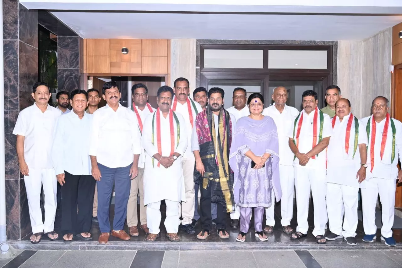 కేసీయార్ సెంటిమెంటునే ‘సిక్స్’ కొడుతున్న రేవంత్