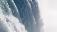 నయగారాల నయాగరా...చూడ్డానికి రెండు కళ్లు చాల్లేదు...