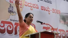 ‘అంతర్గత విభేదాలతో జనం సమస్యలు గాలికొదిలేశారు’