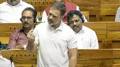 ‘ఖాతాదారుల నుంచి రూ.8500 కోట్లు ఆదాయం.. మోదీ చక్రవ్యూహంలో భాగం’