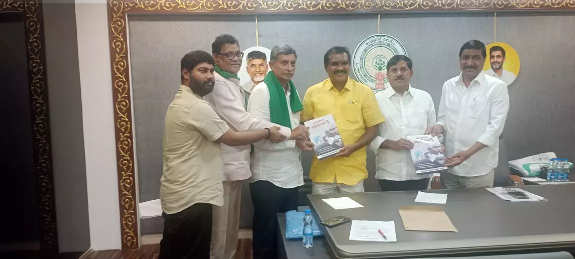 కేంద్రం తెచ్చిన చీకటి జీవోతో ఏపీకి నష్టం