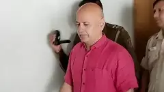 ఢిల్లీ మద్యం పాలసీ కుంభకోణం కేసులో మనీష్ సిసోడియాకు బెయిల్