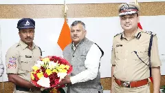 ప్రాణాలు పణంగా పెట్టిన యాదయ్యకు అరుదైన గౌరవం