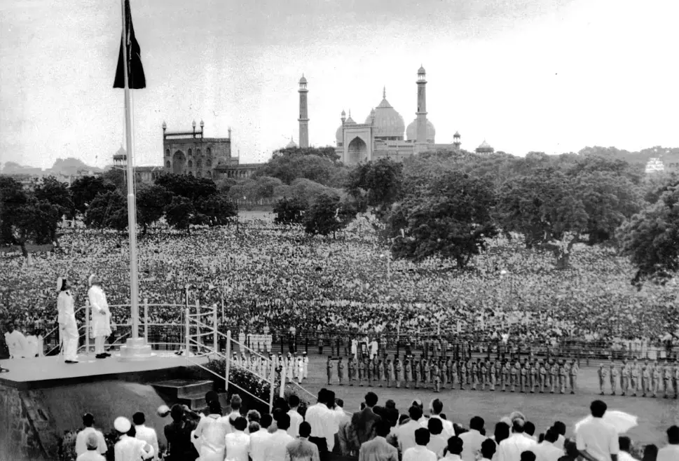 భారత రాజ్యాంగానికి పునాది ఎట్లా పడిందంటే...