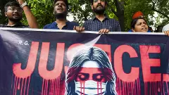 కొనసాగుతోన్న నిరసనలు..వైద్యుల భద్రతకు కేంద్రం అంగీకారం..